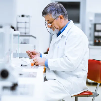 3 laboratoires R&D