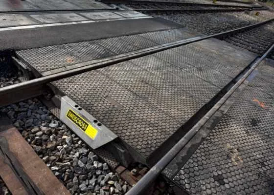  passage à niveau en caoutchouc pour les véhicules lourds